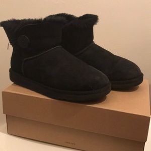 Bailey UGG boots